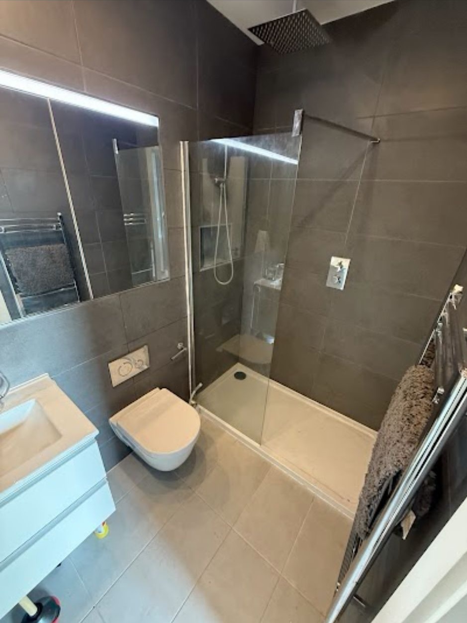 Modern Bathroom Installation